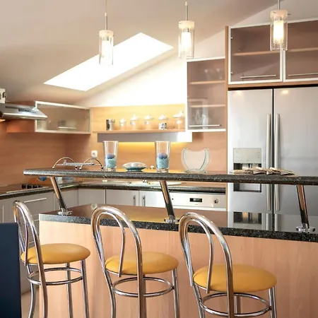 Agape Apartman Hvar * חוואר
